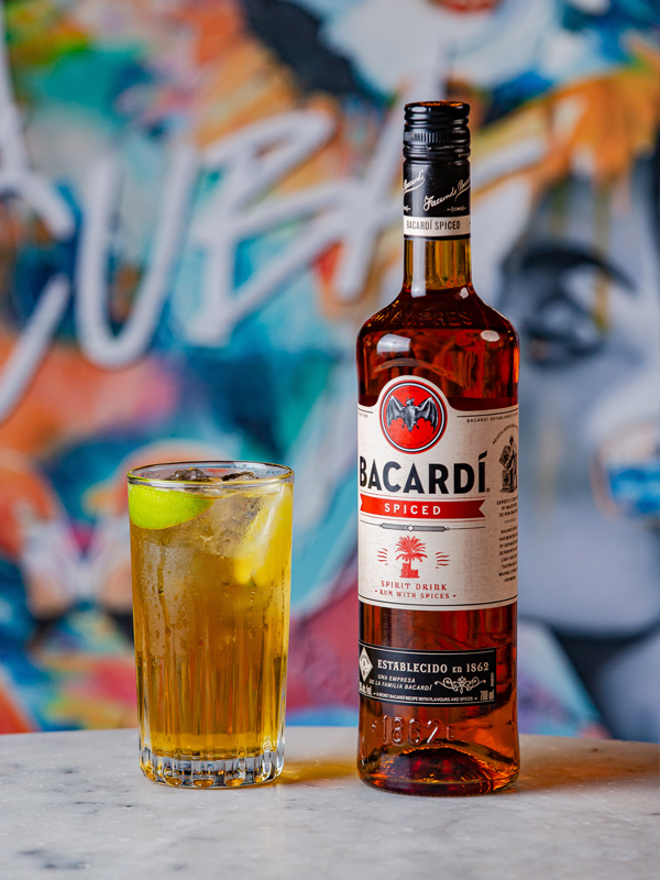 a Rum Taste Taster Revolución de Cuba